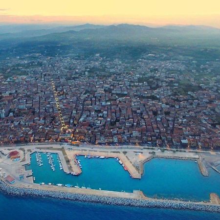 Villa Climatizzato In Centro A 100M Dal Mare Cirò Marina Exterior foto