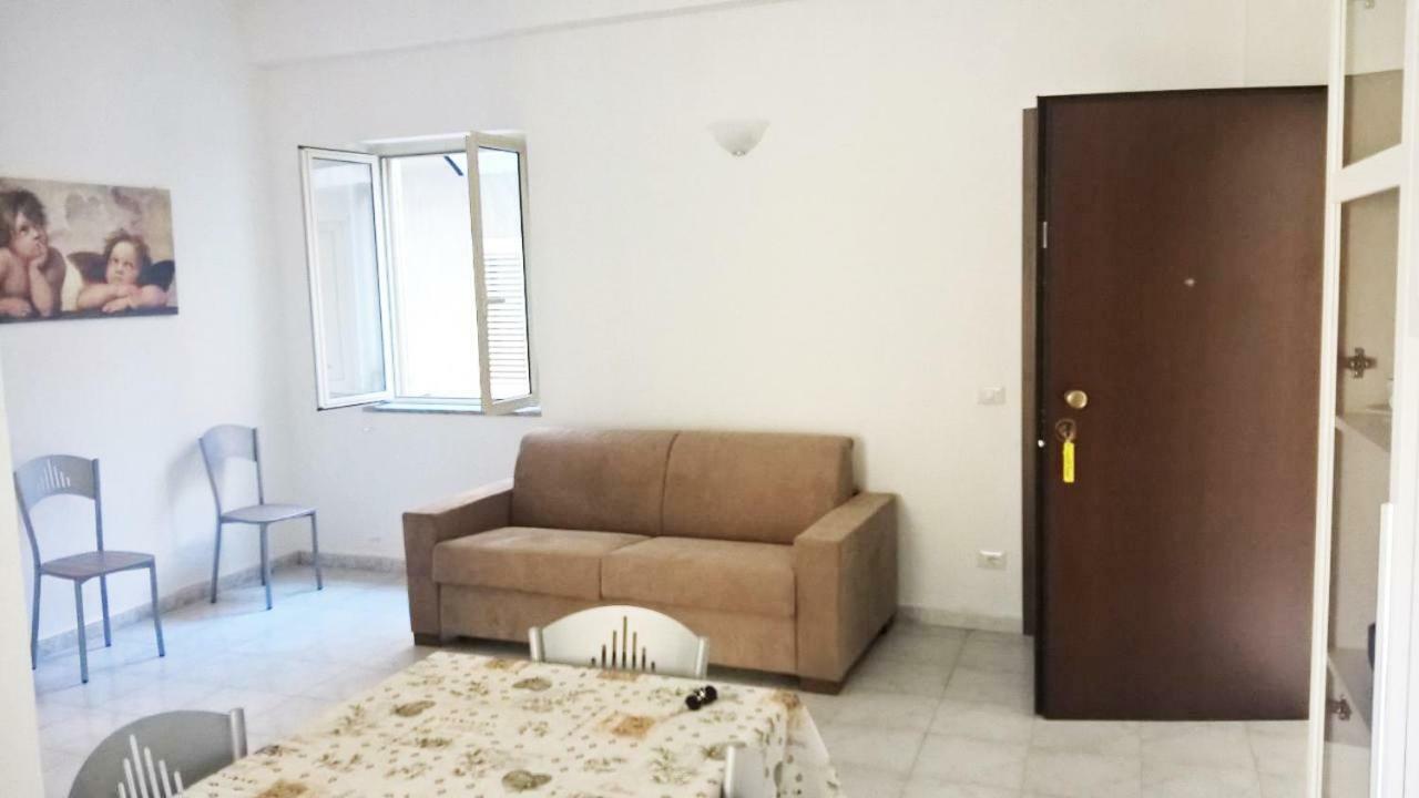 Villa Climatizzato In Centro A 100M Dal Mare Cirò Marina Exterior foto